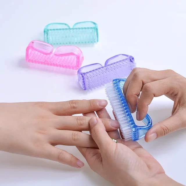4 Pcs Nail Brush for daily Use - 4 Different Kinds of Fingernail brush with Plastic Handle Nail brush for cleaning Fingernails - Easy to use Nail Scrub brush - Nail Cleaner Nail brushes for Hands Feet Assorted 4pcs
