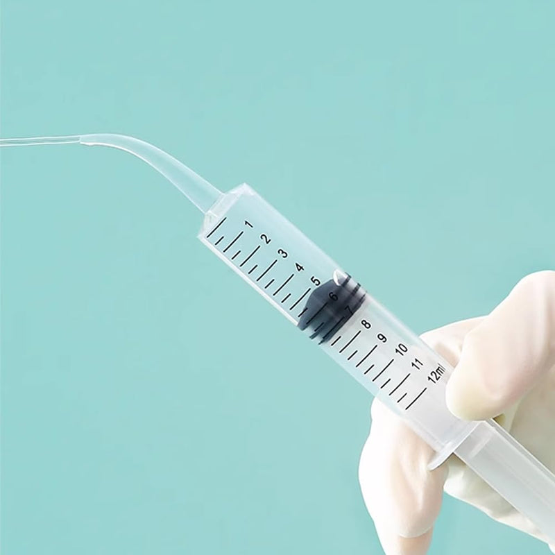 30pcs Wisdom Teeth Syringe, Curved Tip 12ml/cc Irrigation Syringes with Measure Scale, Curved Tip for Dental Care Liquid Oral Tonsil Stone (30pcs) 30pcs - BeesActive Australia