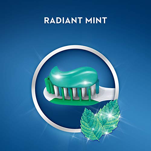 Crest 3D White, Whitening Toothpaste Radiant Mint, 8.2 Oz NEW! 8.2 Ounce (Pack of 1)
