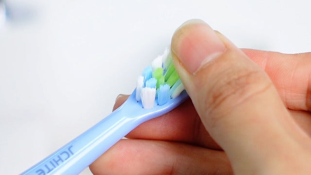 Ziliny 4 Pcs Travel Toothbrush Holder with Cups Toothbrush Toothpaste Case