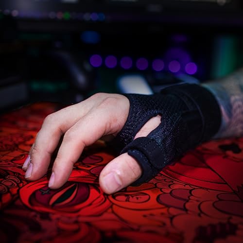 MUELLER Esports Medicine Reversible Thumb Brace for Men and Women, Pain Relief Stabilizer with 6 KTape Strips, Ideal for Gamer's Thumb and Arthritis, Fits Right or Left Hand, Black, One Size