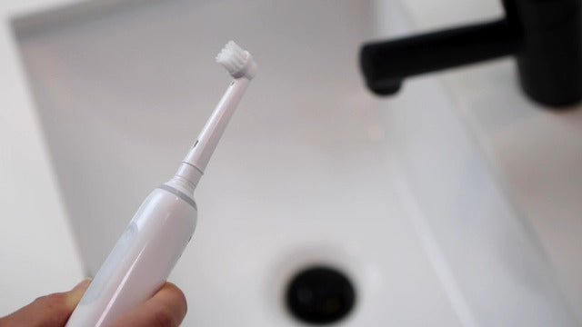 PLUS ULTRA Oral-B Compatible Electric Toothbrush Replacement Heads 4 Pack – Soft Bristles for Sensitive Teeth – Made with Recycled Plastic and Eco-Friendly 1 Count (Pack of 4)