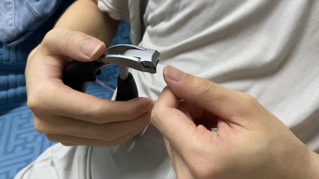 FVION Innovative Angled Head Toenail Clippers, Professional Ingrown Toe Nail Clippers for Thick Nails Seniors, Slanted Nail Clippers with Catcher, Pedicure Toenail Cutters Toenail Scissors Black Matt