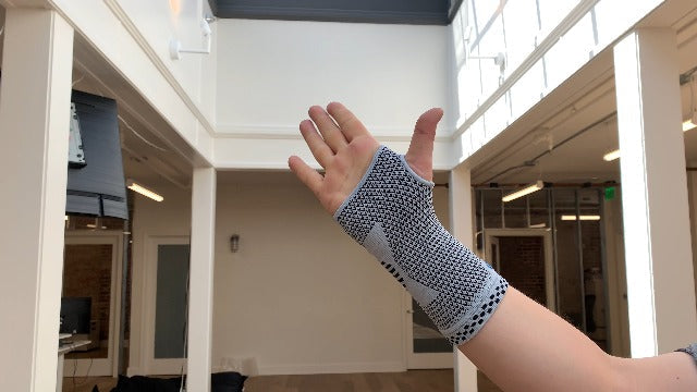 Compressa Wrist Compression Sleeve for Women & Men - Non-Slip Support for Joint Pain, Muscle Recovery, Arthritis, and Injury Relief 1