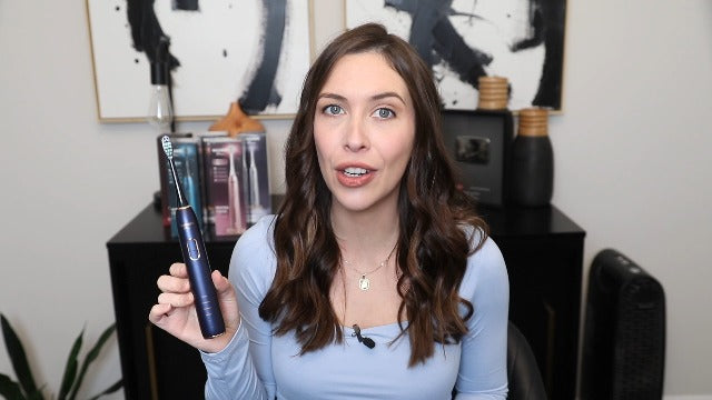 Wagner Stern IntelliBrush Series Whitening Electric Toothbrush with Pressure Sensor. Offers 4 Brushing Modes, 3 intensities, 8 Soft Brush Heads, and a Luxury Travel case. Espresso