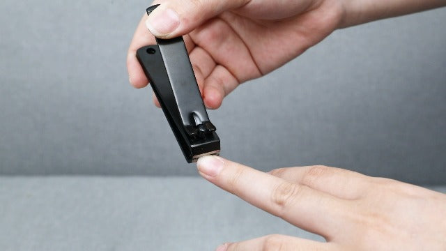 Heavy Duty Straight Blade Nail Clippers for Thick Toenails, Professional Stainless Steel Fingernail Toenail Clippers Trimmers - Thick Wide Jaw Toe Nail Clippings for Seniors, Men & Women (Black) Black
