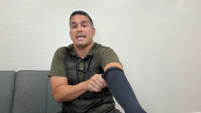 MGANG Medical Compression Arm Sleeve 20-30 mmHg, Lymphedema & Post-Surgery Black (20-30 Mmhg Without Silicone) XX-Large(Single)