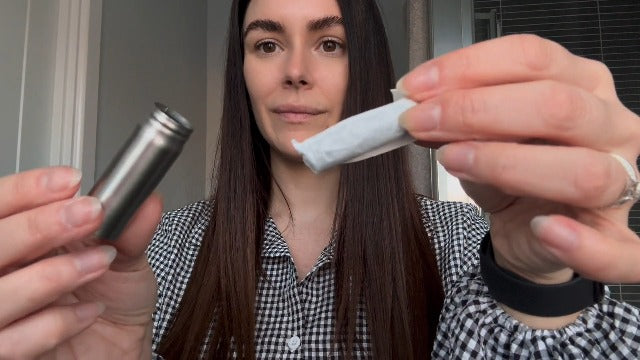 Bamboo Charcoal Dental Floss | 6 Refills + Metal Holder | Mint & Candelilla Wax | Vegan & Biodegradable
