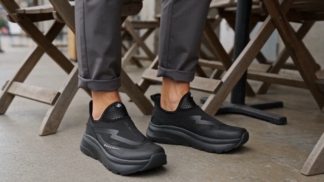JACKSHIBO Men's Wide Toe Box Slip on Walking Shoes Arch Support Sneakers 9.5 Wide Slip on Black