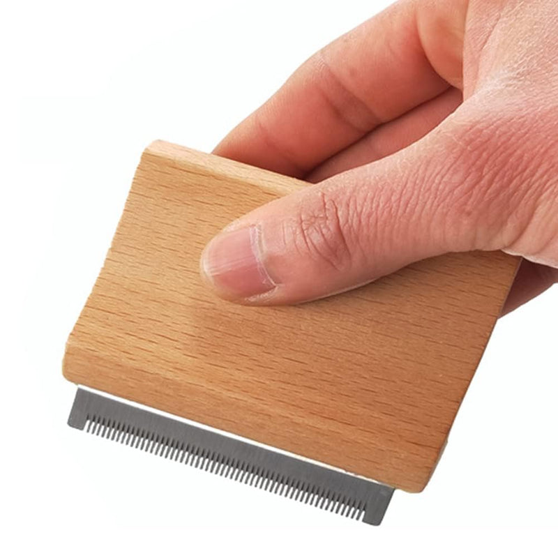 Horse curry comb I The ideal helper when changing the coat of your horse I The best curry comb for horses during coat change I Brush especially for removing underfur and loose hair I (11cmx6cm) - BeesActive Australia