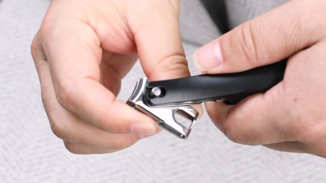BALUCA 360° Rotating Jaw Toenail Clippers for Thick Nails for Seniors - Comfortable Grip Handle Fingernail Clippers, Upgraded Design Nail Cutters Trimmer for Men and Women