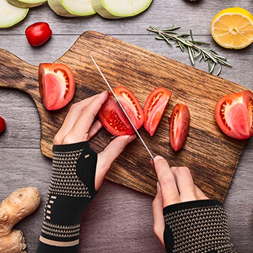 Copper Wrist Compression Sleeves, Comfortable and Breathable for Arthritis, Workout, Carpal Tunnel, Wrist Support for Women and Men Medium(2Pack)
