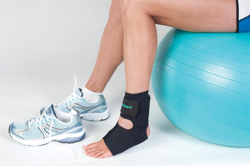 Aircast AirHeel Ankle Support Brace (with and Without Stabilizers) With Stabilizers Medium (Women's 9 - 12.5 / Men's 7.5 - 11) - BeesActive Australia