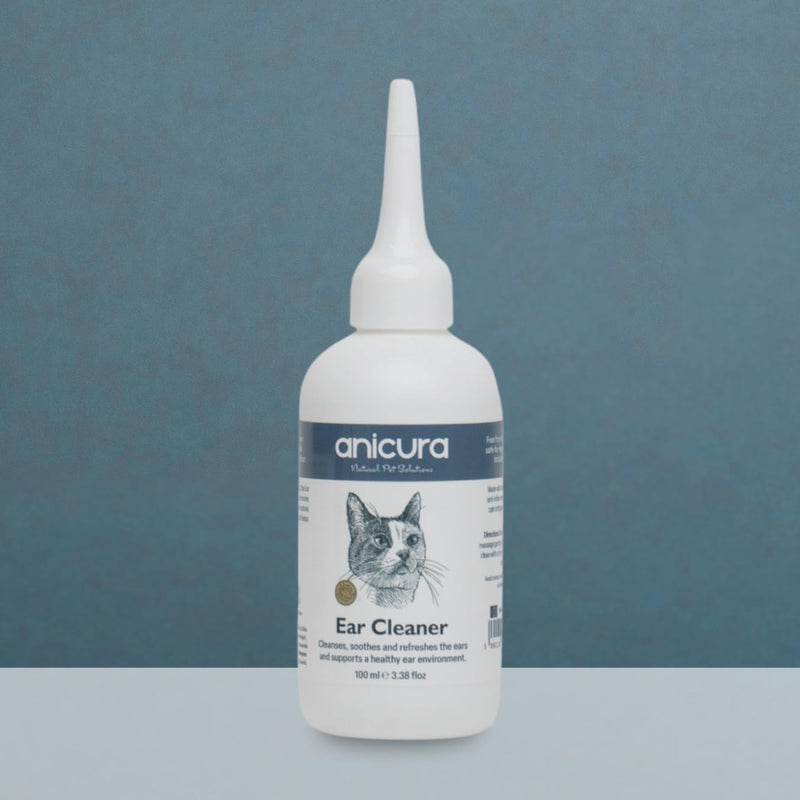 Anicura Natural Cat Ear Cleaner - Soothes & Cleans Sensitive Ears | pH-Balancing Formula Helps Reduce Wax & Odour | Easy to Use 100ml