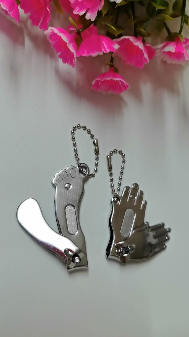 Novelty Hand and Foot Shaped Nail Clippers, Stainless Steel Nail Trimmer Set with Ball Chain Necklace, 40g