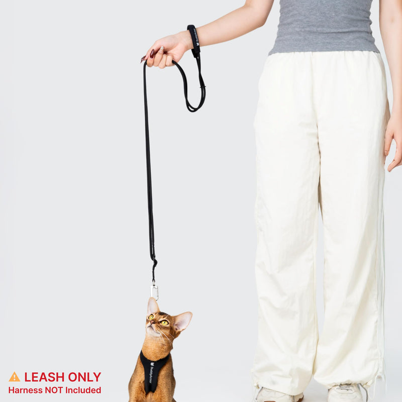 Hands Free Cat Leash Lightweight 4.1-7.2FT Adjustable Durable Rope Leash with Padded Handle, Versatile Crossbody Waist Lead for Cats Puppy ≤26lbs Outdoor Walking (Olive, S) Olive S 4.1-7.2FT - BeesActive Australia