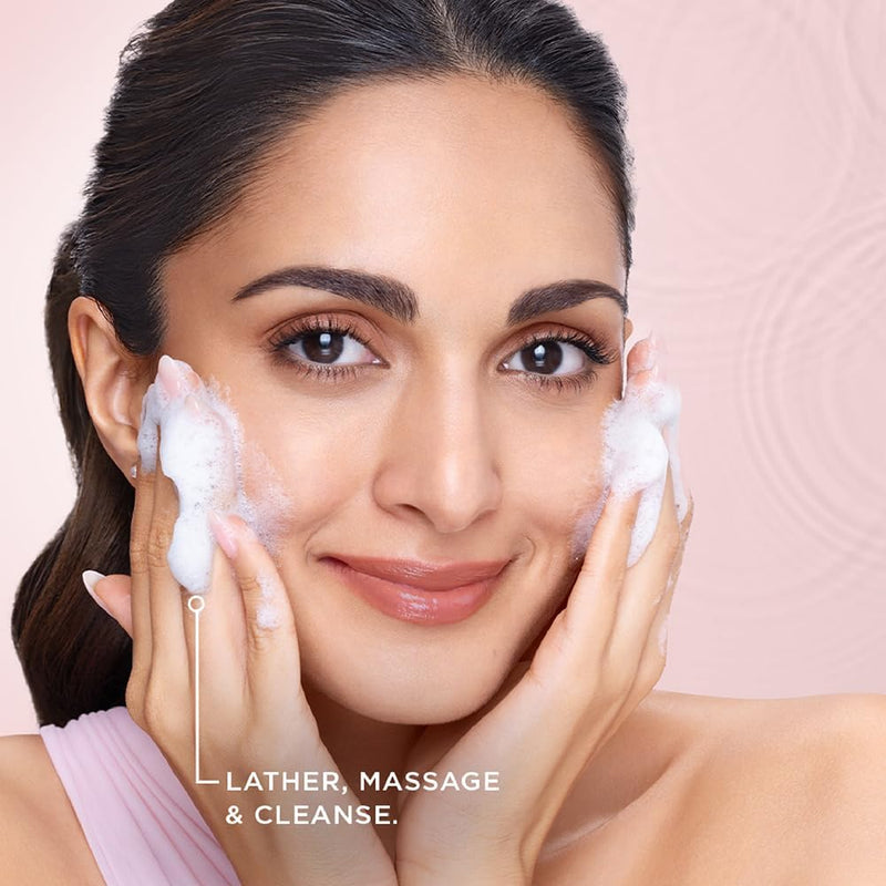 Pond's Beauty Face Wash | Advance Vitamin B3+ Formula | 200 g (7.05 Ounce)