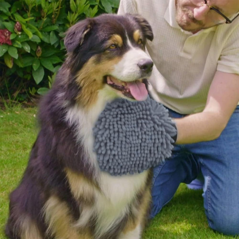 Gogotool 2-in-1 grooming glove - gentle petting, thorough brushing & quick drying for dogs and cats - 2 pieces - BeesActive Australia