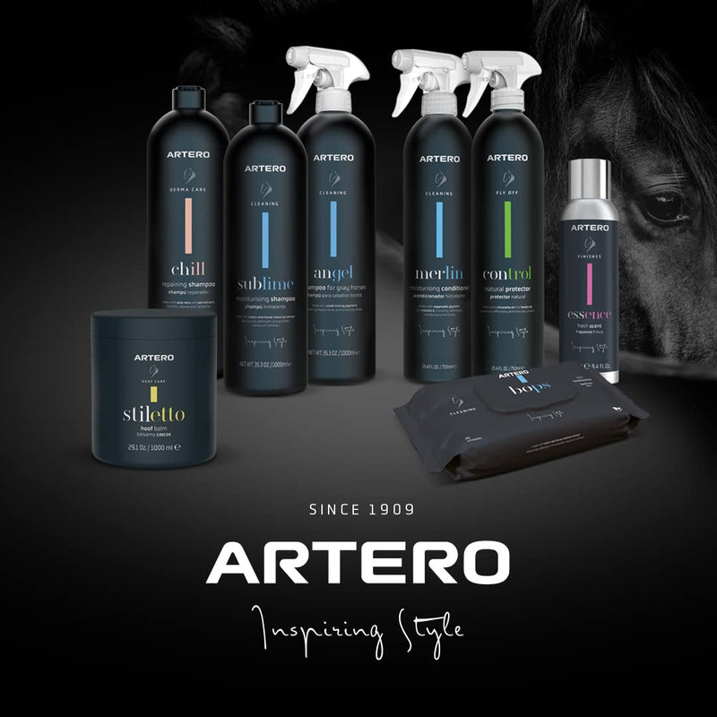 ARTERO Saturno S1 horse brush. horse brushes for grooming. horse soft brush bristles 3cm long. Removes surface dust and adds shine to your horse's coat. - BeesActive Australia