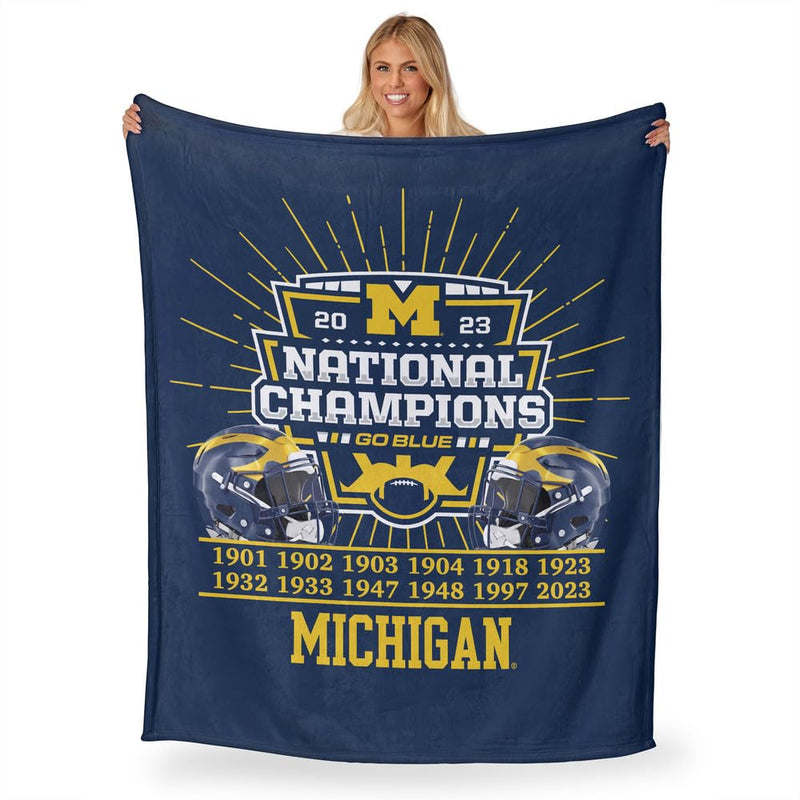 Northwest Michigan Wolverines 2023 National Champions Silk Touch Throw Blanket – 50 x 60 inches – Soft Plush College Football Fan Gear - BeesActive Australia