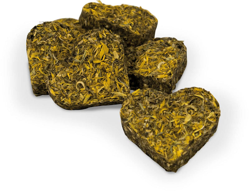 JR FARM Grainless Marigold Hearts 7 pieces = 105 g 105 g (pack of 1) - BeesActive Australia