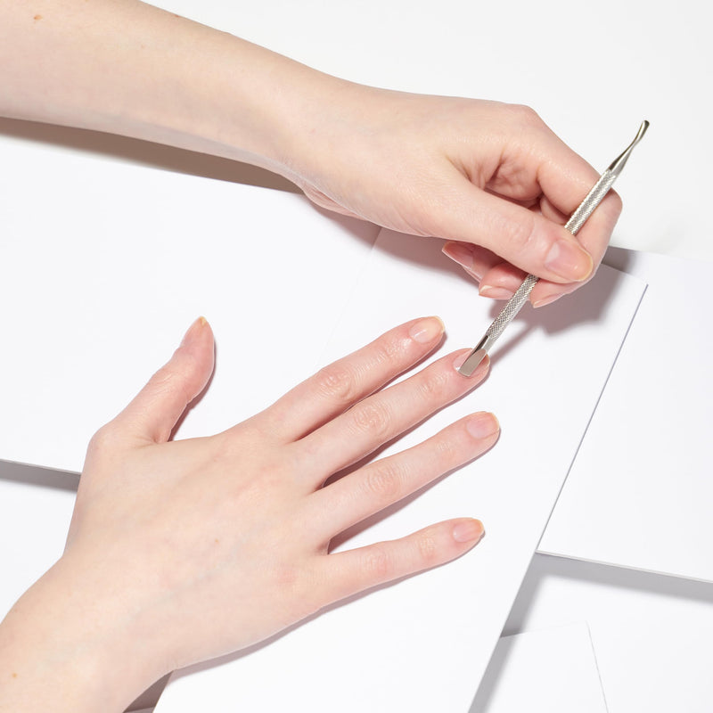 Tweezerman Cuticle Pusher & Nail Cleaner