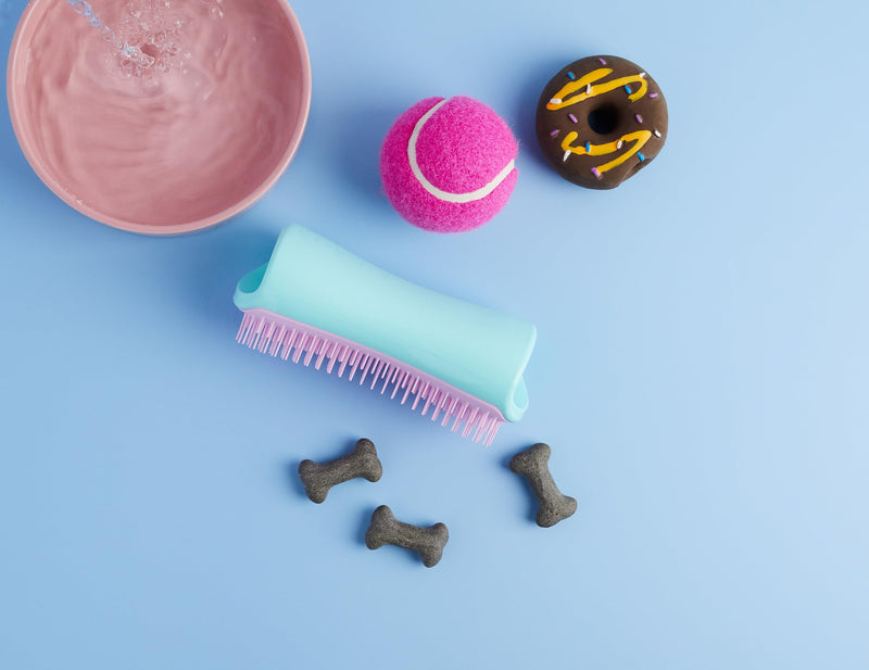 Tangle Teezer | Pet Teezer | Deshedding and dog grooming brush | Dry brush or dog bath brush | Mint & Pink Mint green and pink - BeesActive Australia