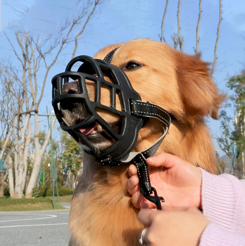 ILEPARK basket muzzle for dogs, silicone basket dog muzzles, breathable all-round coverage and adjustable straps, prevents barking, biting and chewing. (Size 3, black) Size 3 Black - BeesActive Australia