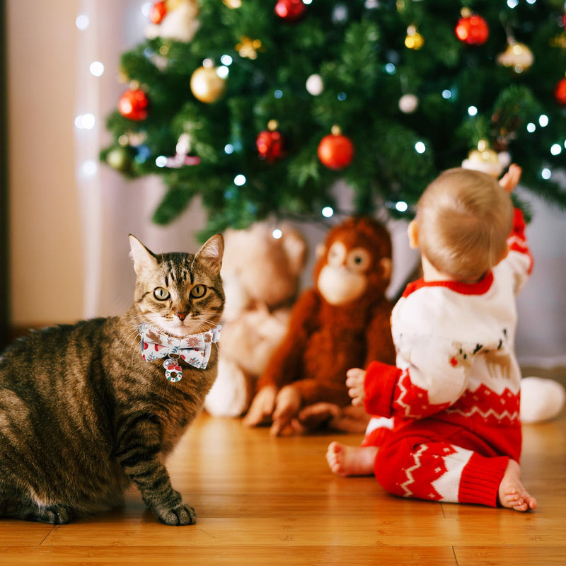 3pcs Christmas Cat Collar with Bells, Cute Holiday Kitten Collar Adjustable Breakaway Dog Collars Santa Claus Christmas Stocking Wreath Christmas Bow Tie Cat Collar for Pets Supplies - BeesActive Australia