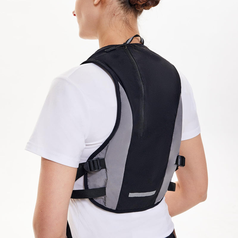 Running Vest for Men & Women, Lightweight Running Hydration Pack with 5 Pockets, Reflective Running Water Vest for Marathon, Hiking & Cycling, Waterproof Water Running Backpack with Phone Pocket