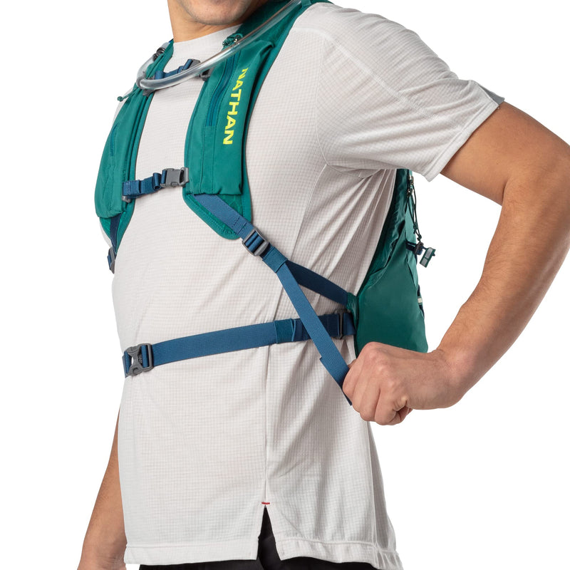 Nathan Crossover Hydration Pack Storm Green/Finish Lime 10L