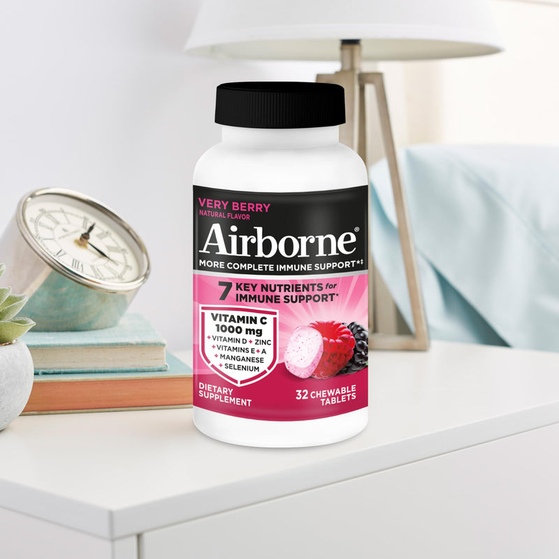 Airborne Very Berry Chewable Tablets, 32ct | Immune Support Supplement with 1000mg Vitamin C + Vitamins A, D, E, Zinc,Selenium, & Manganese | Herbal blend | Gluten Free