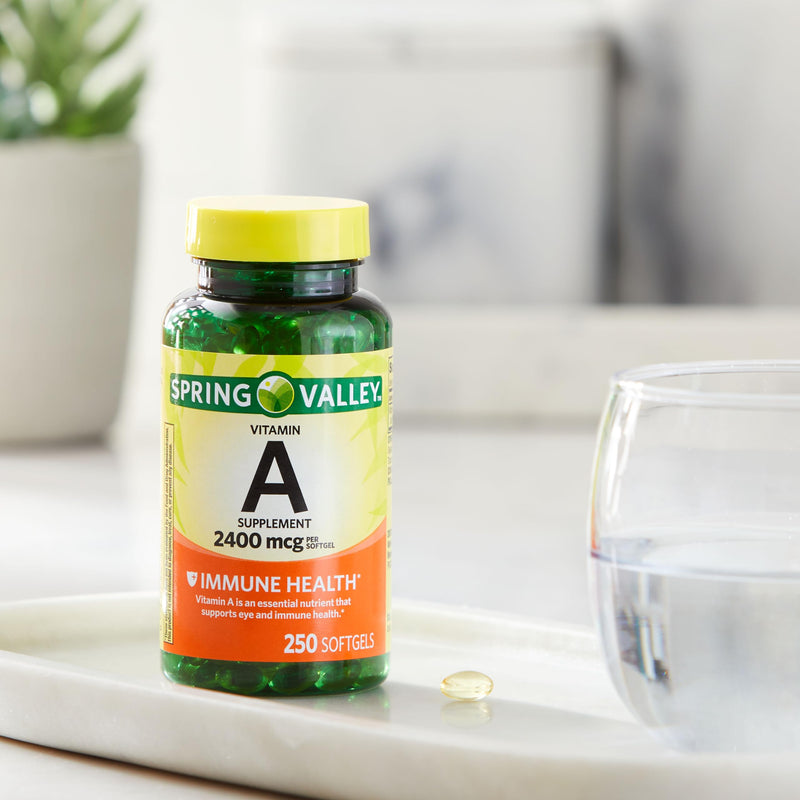 Spring Valley, Vitamin A Softgels, 2400 mcg, 250 Count + Portable Pill Container (2 Items) - BeesActive Australia