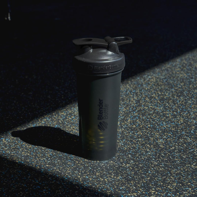 BlenderBottle Classic V2 Shaker Bottle Perfect for Protein Shakes and Pre Workout, 28-Ounce, Black, 2 Pack 28 oz (Pack of 2) - BeesActive Australia