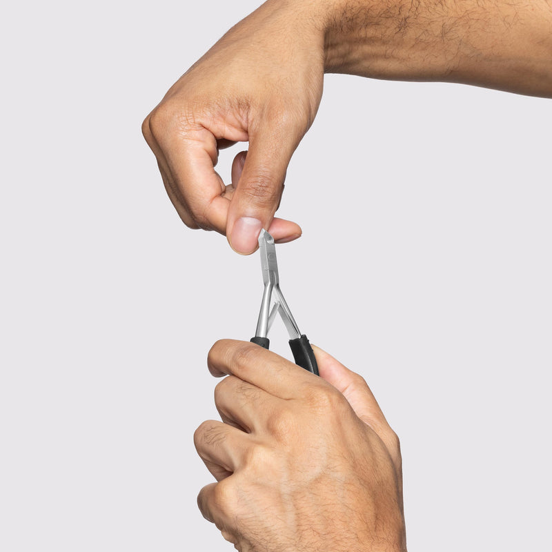 Tweezerman Great Grip Cuticle Nipper (Black/Stainless Steel) - BeesActive Australia