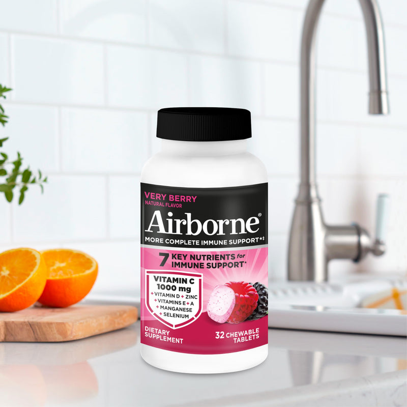 Airborne Very Berry Chewable Tablets, 32ct | Immune Support Supplement with 1000mg Vitamin C + Vitamins A, D, E, Zinc,Selenium, & Manganese | Herbal blend | Gluten Free