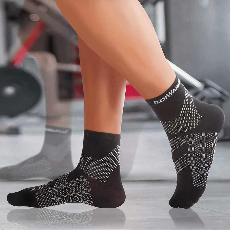 TechWare Pro Plantar Fasciitis Socks - Ankle Compression Socks for Women & Men. Achilles Tendonitis Brace & Foot Arch Support Medium Black / Gray