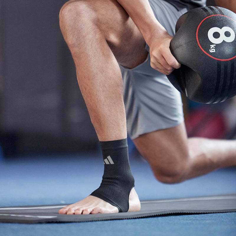 adidas Performance Climacool Ankle Support Sleeve - Ankle Sleeve for Training, Competitions, Support, and General Fitness - Ergonomic Design, Silicone Grip, Breathable & Durable Material - Large
