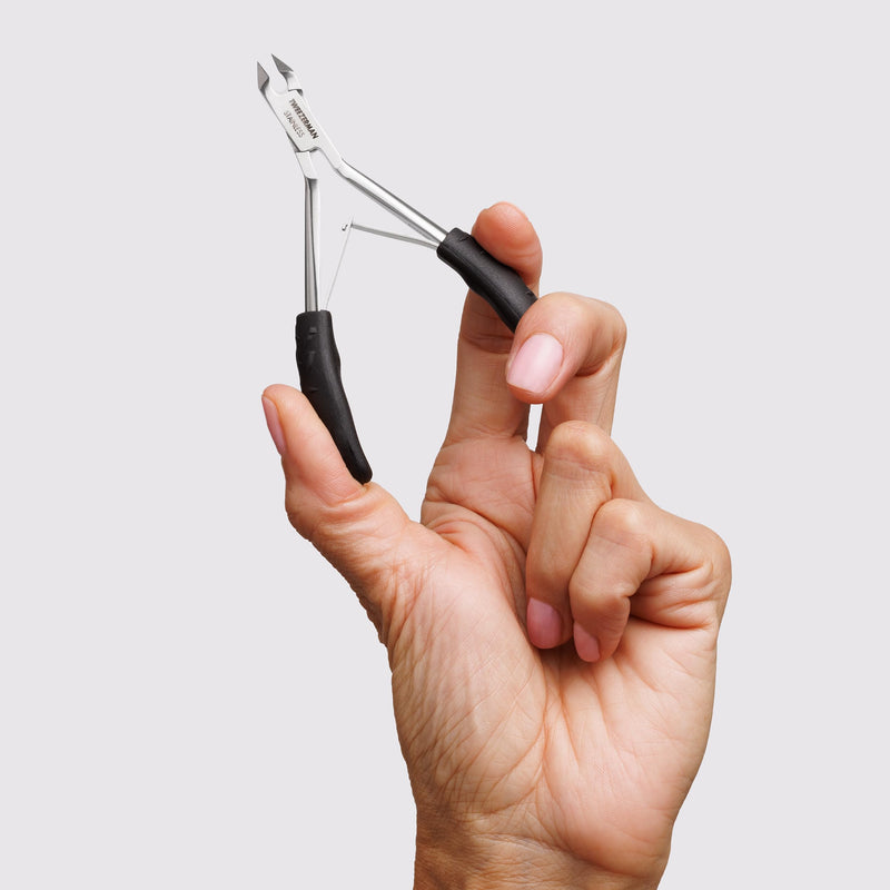 Tweezerman Great Grip Cuticle Nipper (Black/Stainless Steel) - BeesActive Australia