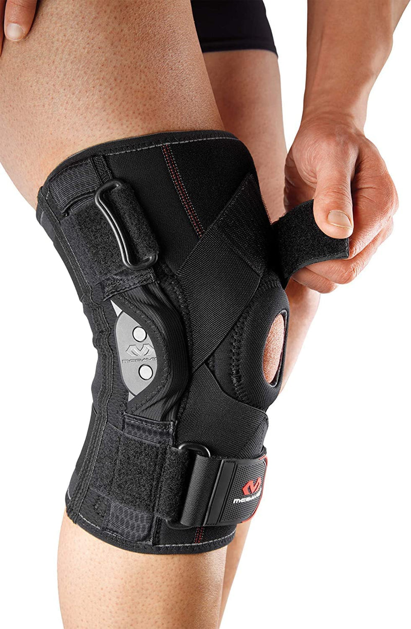 McDavid Hinged Knee Brace for Men and Women, Knee Brace with Side Stabilizers, Knee Compression Sleeves and Stability Straps for ACL, LCL, Arthritis, Tendonitis, MCL, Patella, Left and Right Medium