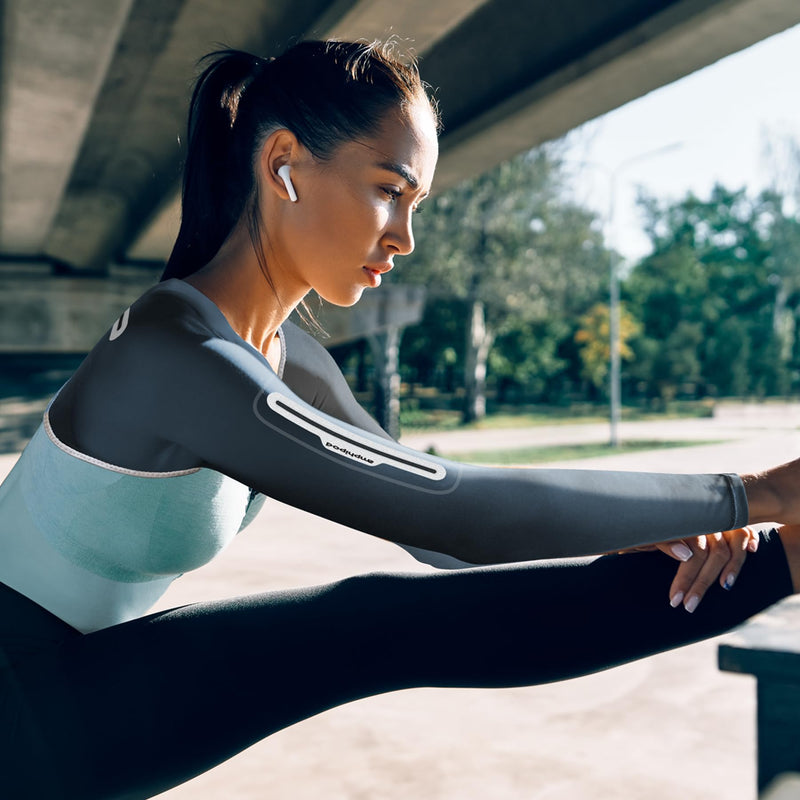 Amphipod Unisex ArmPod Run Sleeves, Reflective Runners’ Wearable Storage for Running, Jogging & Training Small-Medium Charcoal/Silver