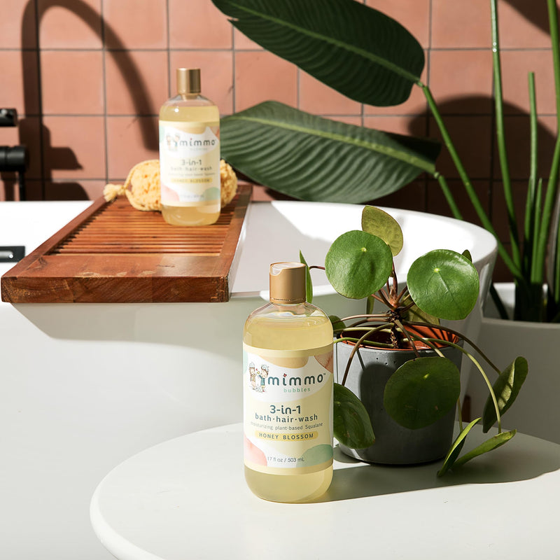 Mimmo Bubbles Moisturizing 3-in-1 Bubble Bath, Shampoo & Body Wash with Organic Aloe & Shea Butter, plus Plant-Based Squalane - Gentle for All Ages with Sensitive Skin - Vegan & Hypoallergenic 17 oz - BeesActive Australia