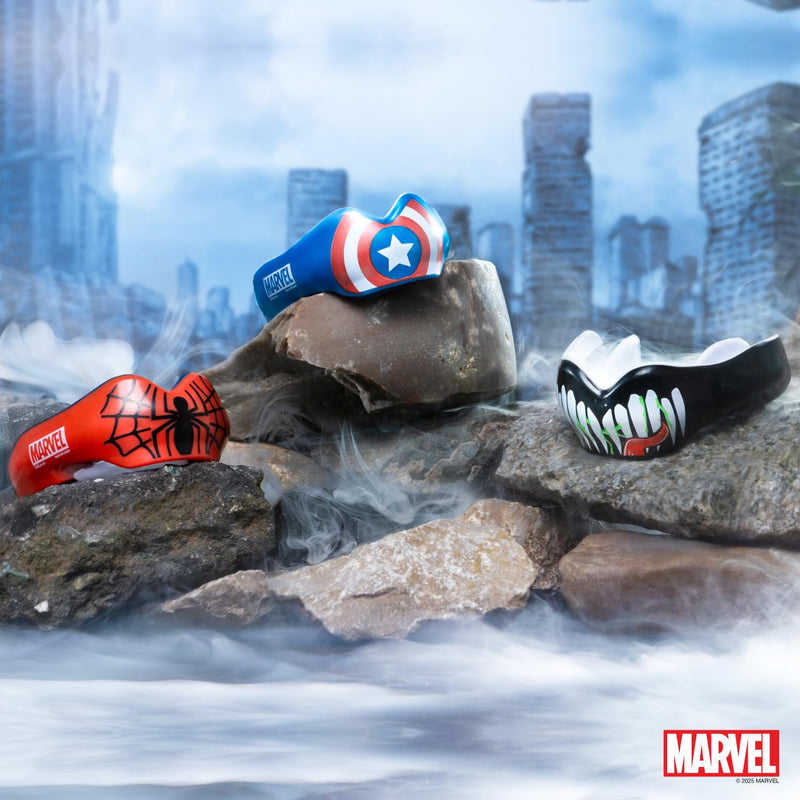 Marvel Spider-Man Sports Mouthguard for Braces, One Size Remouldable Gum Shield with Case for Boxing, MMA, Rugby, Martial Arts, Judo and All Contact Sports