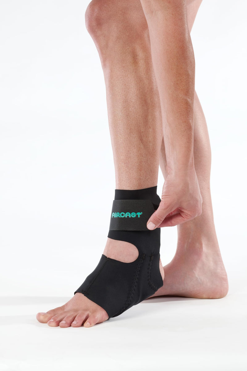 Aircast AirHeel Ankle Support Brace (with and Without Stabilizers) With Stabilizers Medium (Women's 9 - 12.5 / Men's 7.5 - 11) - BeesActive Australia
