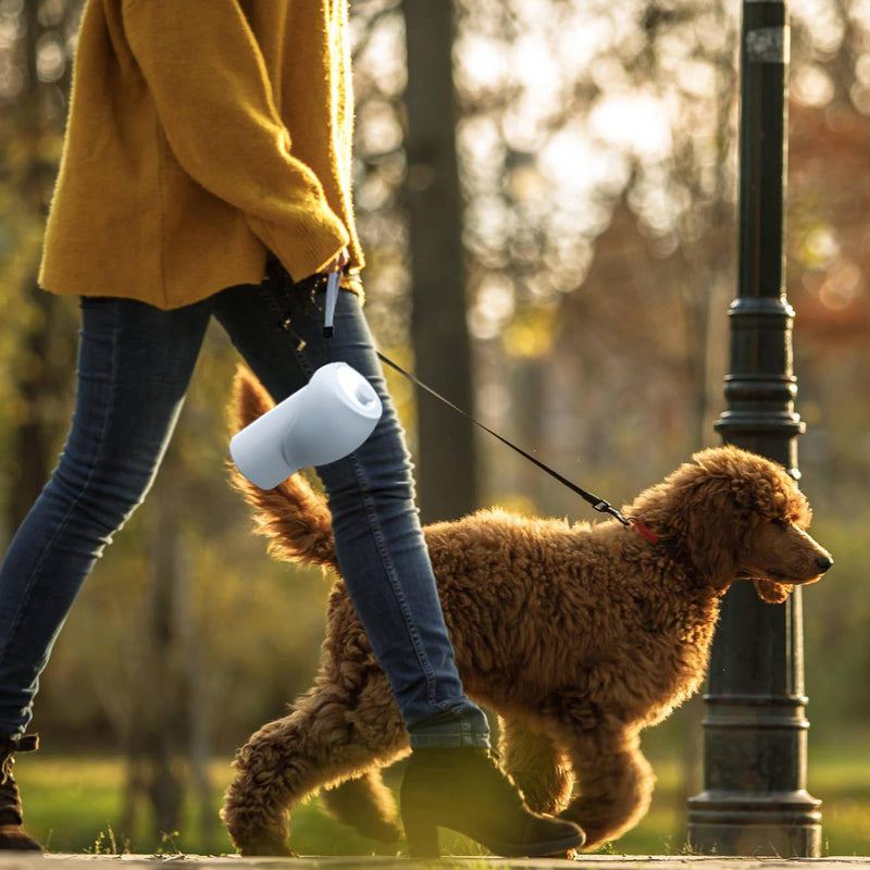 Dog Water Bottle, Portable Dog Travel Water Bottle, Lightweight, Leak Proof Silicone Dog Drinking Bottle Ideal for Walking Hiking Travel Road Trips, 550ML/19OZ - BeesActive Australia