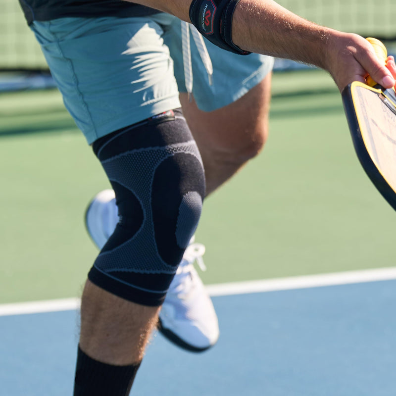 McDavid Gel Knee Brace Sleeve. Elastic Compression Sleeve for Pain, Recovery, Injury. Increases Blood Flow and Stability of the Patella. Left or Right Leg. Arthritis, Bursitis, Tendonitis etc. X-Large - BeesActive Australia