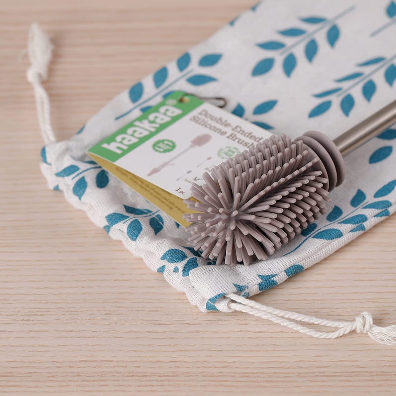 haakaa Cleaning Brush Silicone Bottle Brush Double-Ended Soft Silicone Bristles for Breast Pumps, Breast Milk Collectors, Baby Bottles, Teats, Breastmilk Storage Bags, Detachable - Grey, 1pk Gray - BeesActive Australia