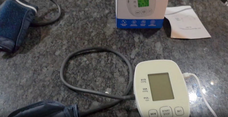 Arm Blood Pressure Monitor with 2 Cuffs, Pediatric Blood Pressure Cuff 6"-9"，Medium/Large Cuff 9"-16.5"， Includes 4 AAA Batteries