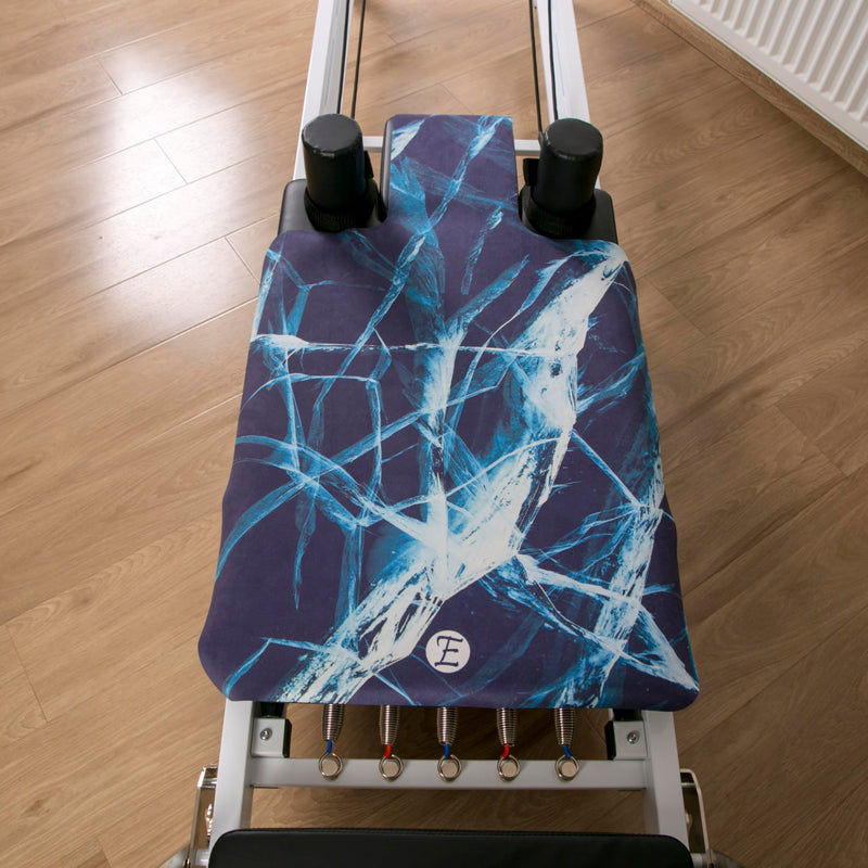 EchoMe Pilates Reformer Mat non slip,Reformer towel suitable for all Reformers, Machine Wash Light Weight Portable black (Ice Crack)