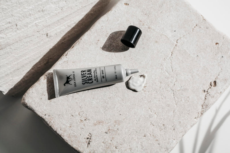 LILA LOVES IT silver cream for dogs - acute care with aloe vera, shea butter and microsilver, nano-free, soothes and intensively nourishes irritated dog skin, SILVERCREAM, 30 ml - BeesActive Australia